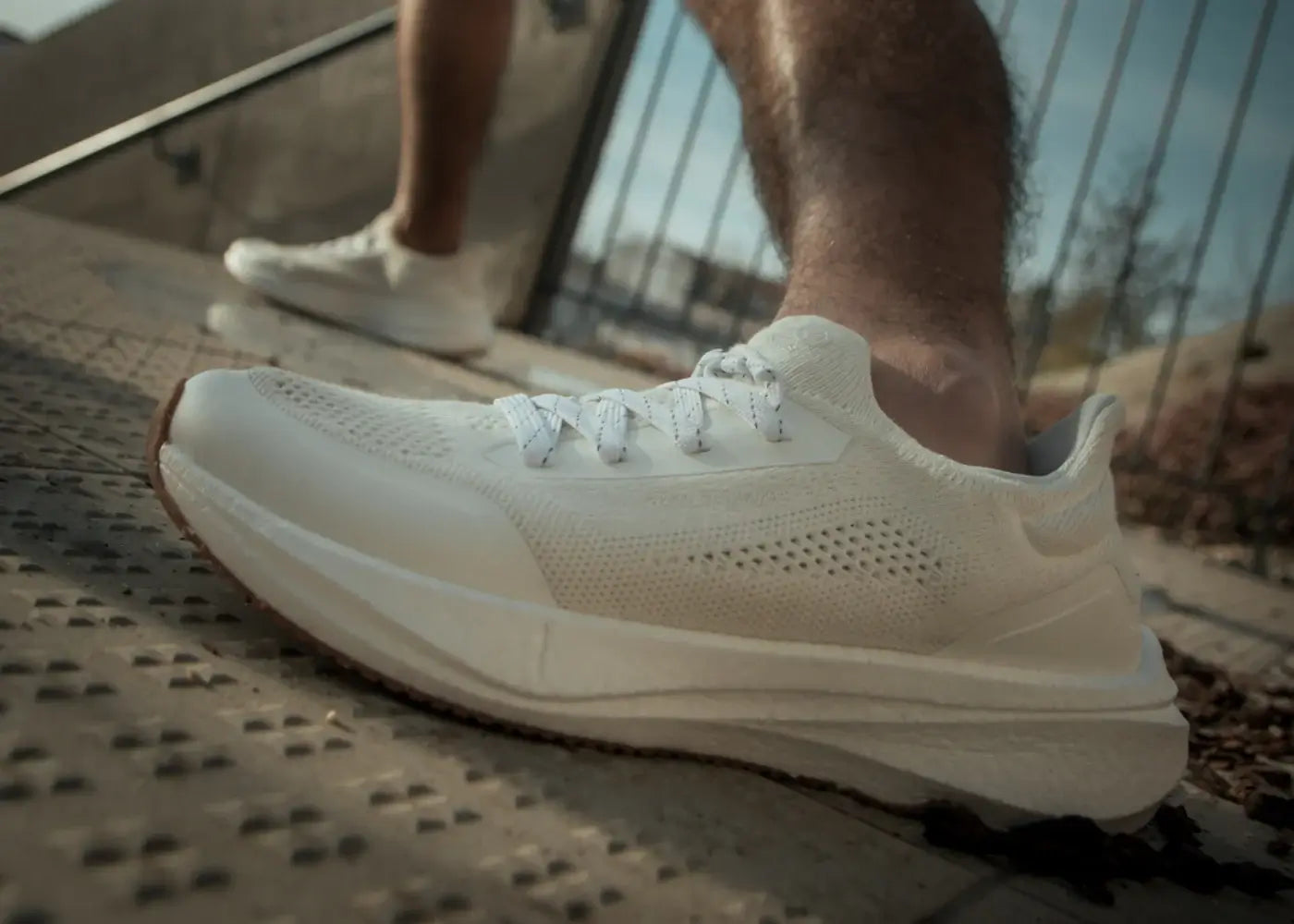 Runners for Men in Pearl White